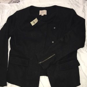 Black, never worn, business casual blazer.